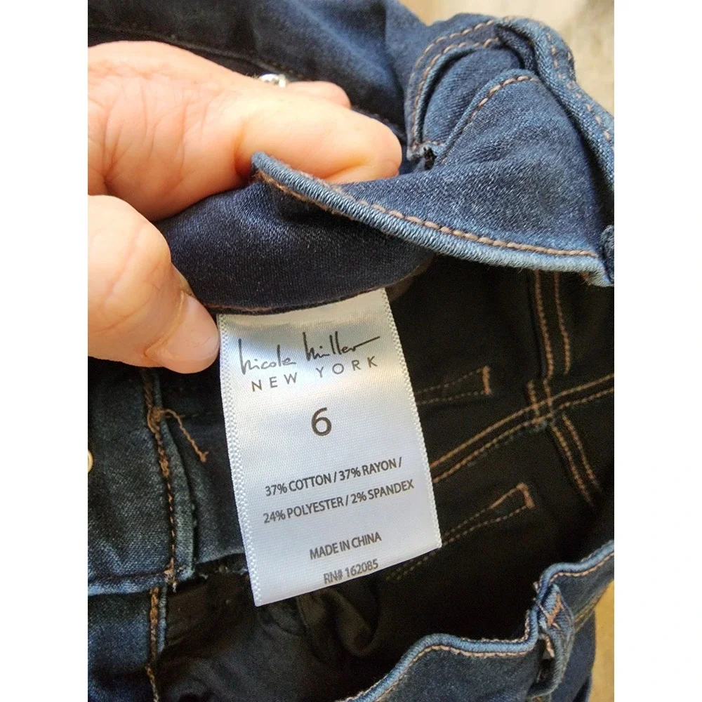 Nicole Miller New York Soho High Rise Bootcut Jeans Dark Wash Blue Size 6